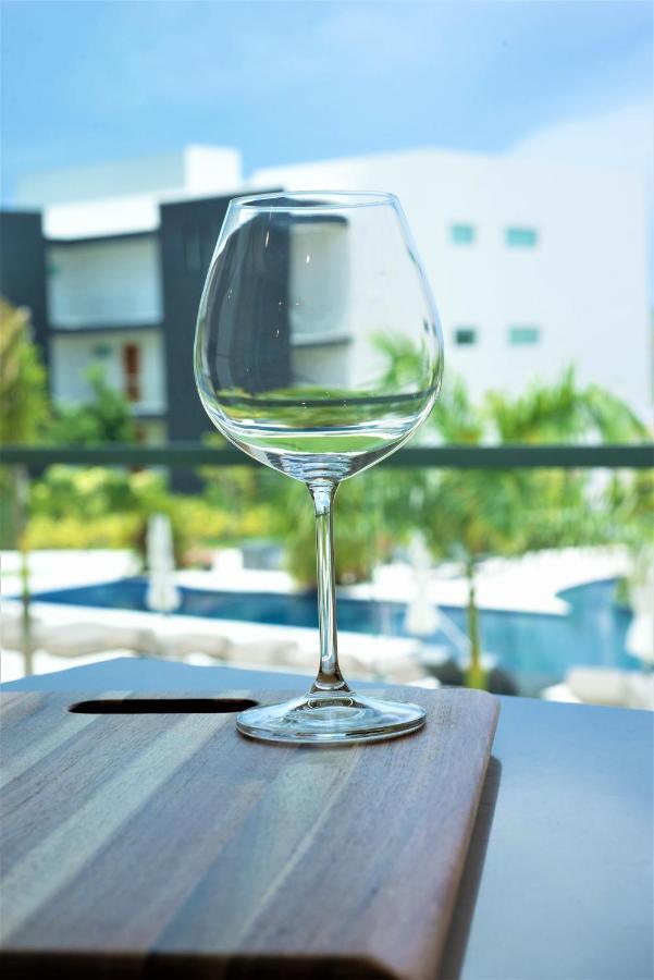 Cayman Luxury Rentals At One Canal Point George Town Exterior foto